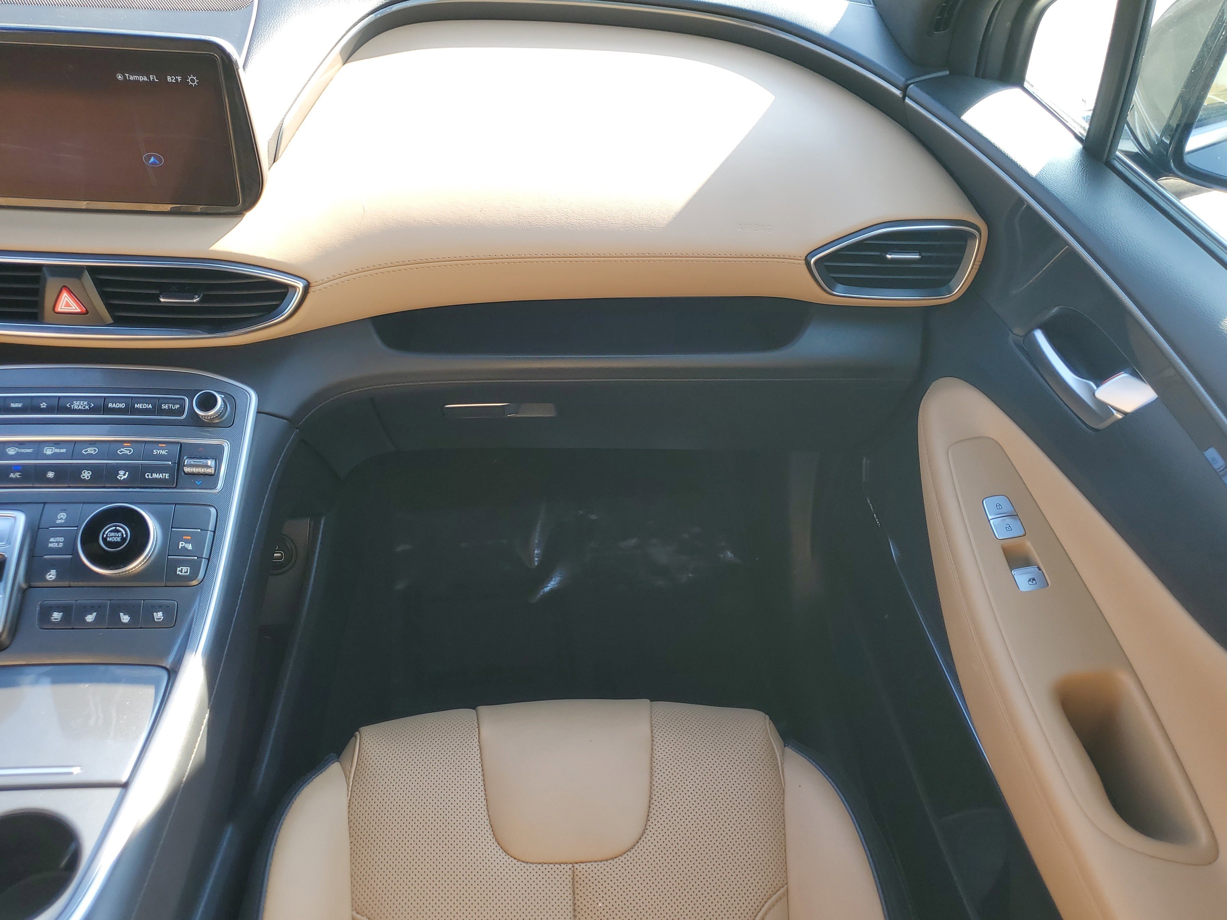 Used 2023 Hyundai Santa Fe Calligraphy image 18