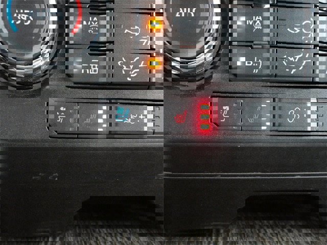 Certified 2021 Ford F350 Lariat w/ Lariat Value Package image 23