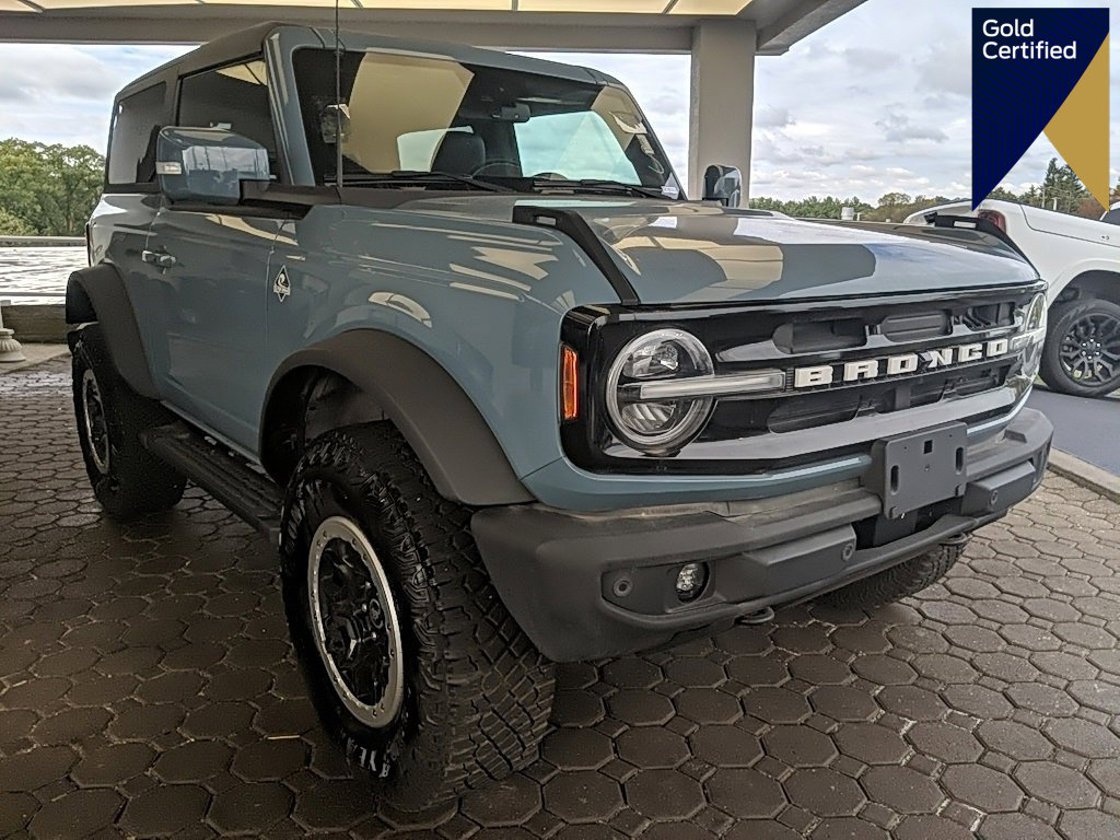 Certified 2021 Ford Bronco Outer Banks w/ Sasquatch Package image 1