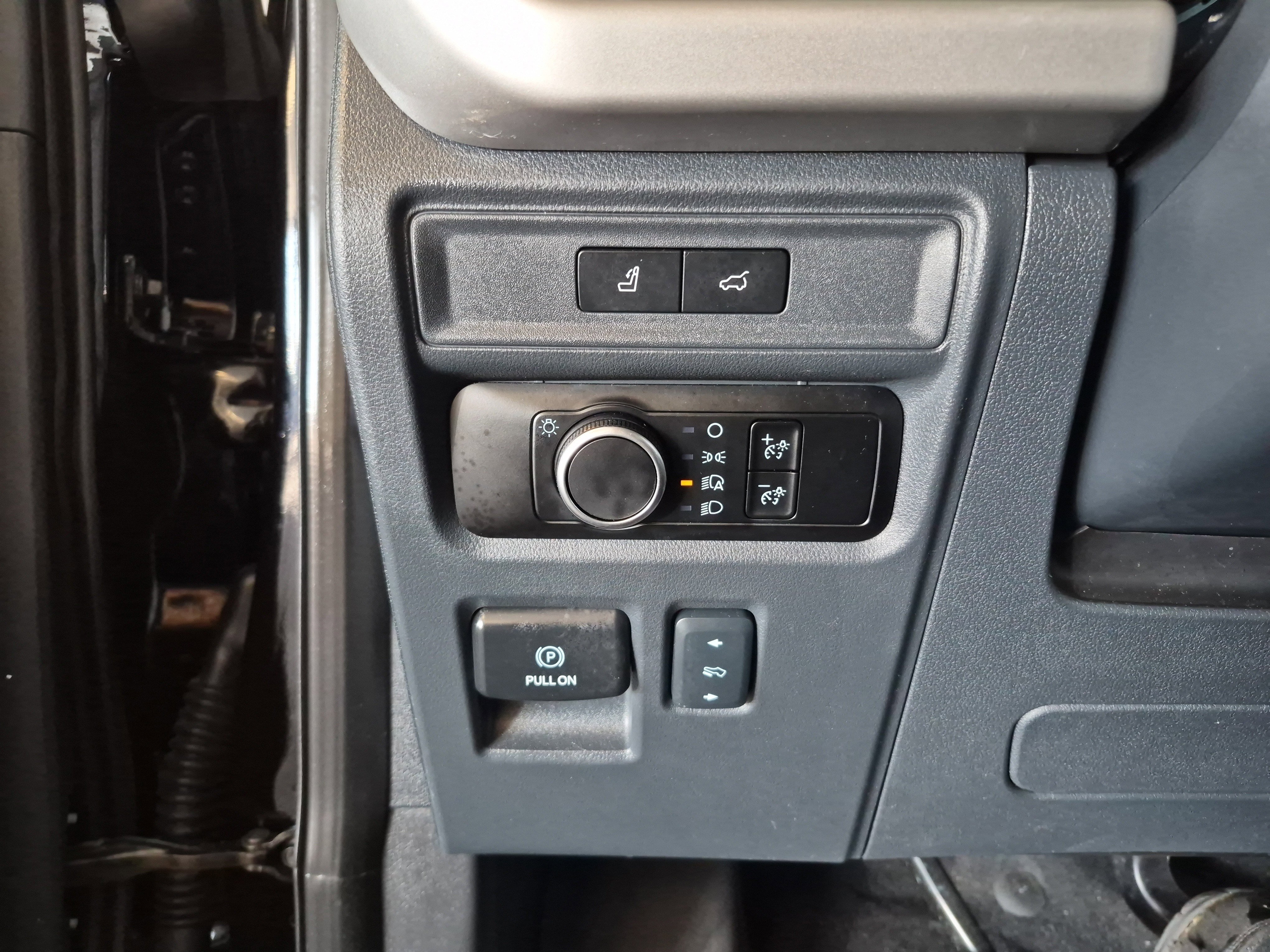 Certified 2024 Ford Expedition XLT image 22