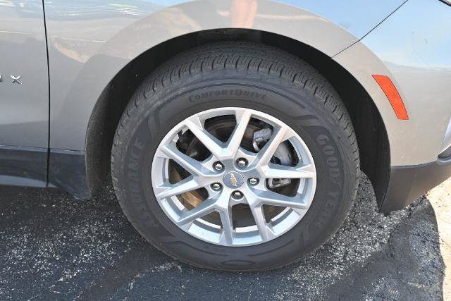 Used 2023 Chevrolet Equinox LT w/ Driver Convenience Package AWD/4WD image 17