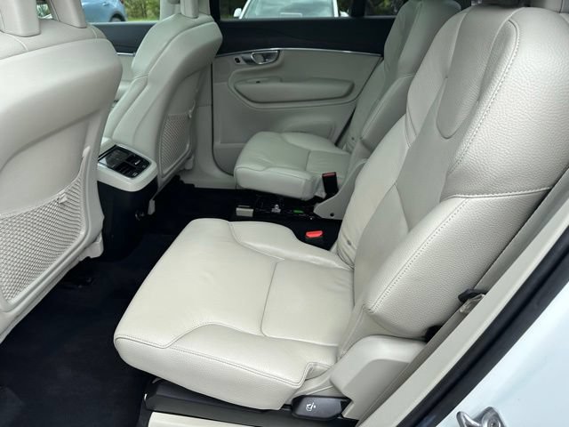 Used 2020 Volvo XC90 T6 Momentum w/ Protection Package Premier AWD/4WD image 16