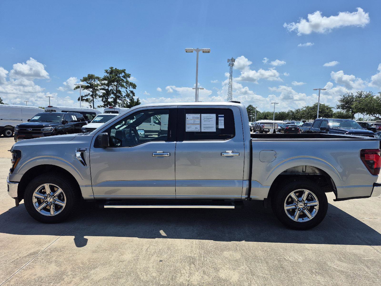 Certified 2024 Ford F150 XLT w/ Mobile Office Package RWD image 15