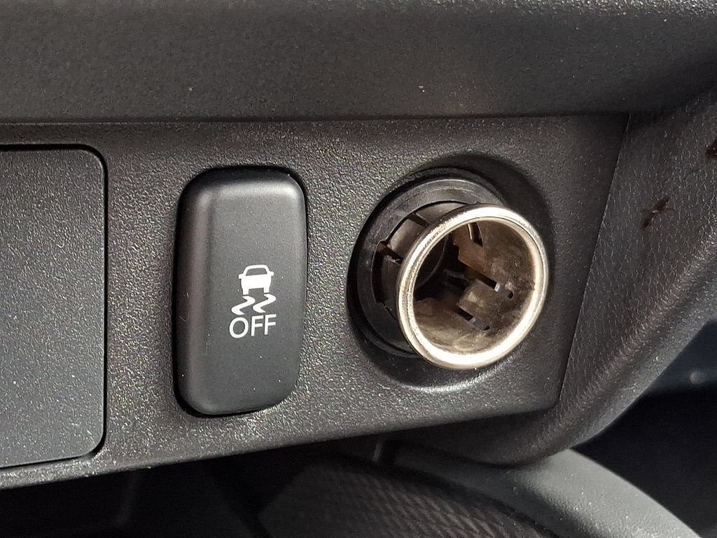 Used 2025 Mitsubishi Outlander Sport ES AWD/4WD image 23