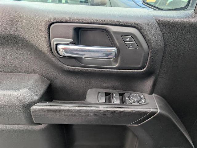 Used 2023 Chevrolet Silverado 1500 Custom image 13