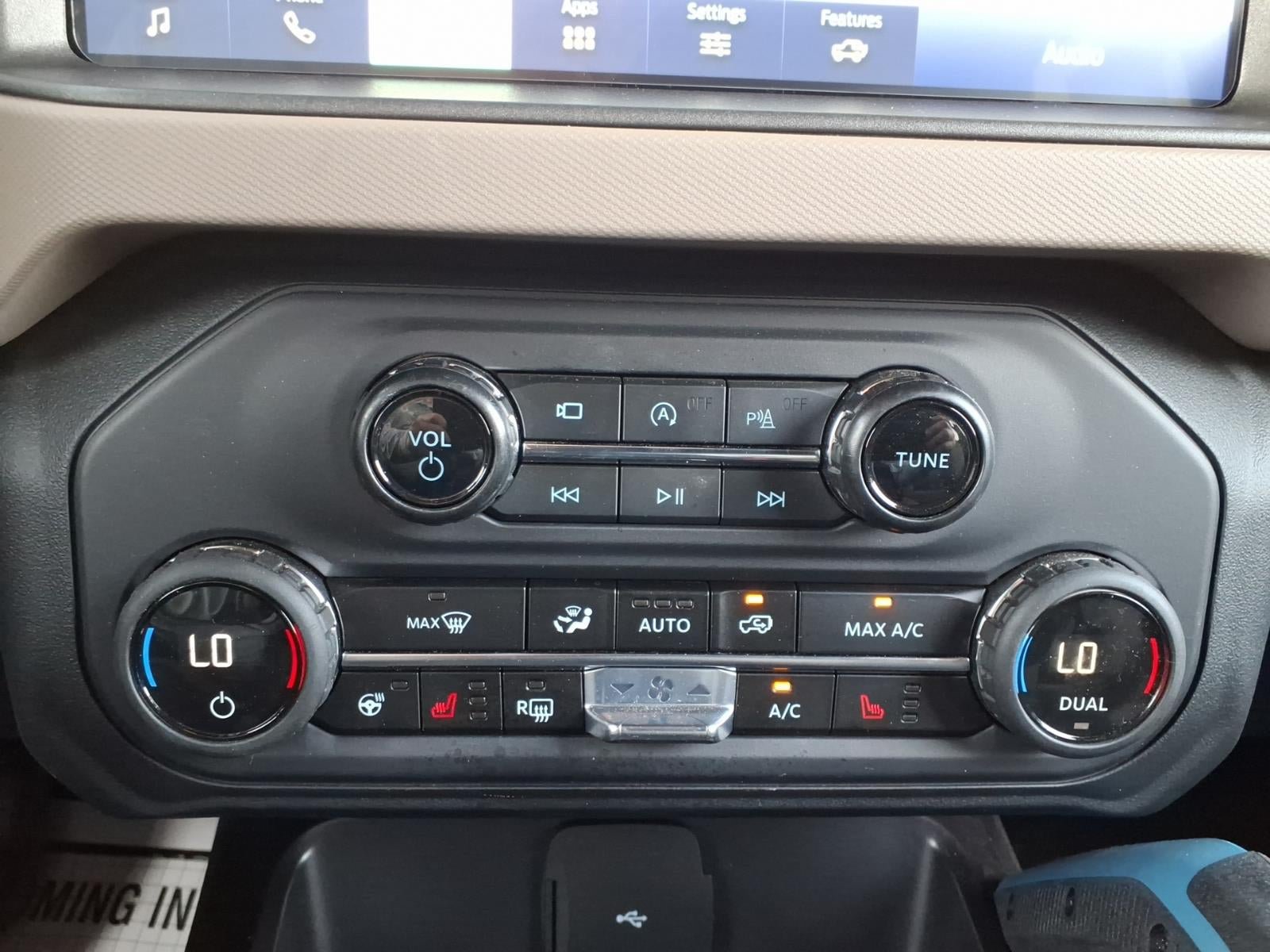 Certified 2024 Ford Bronco Wildtrak AWD/4WD image 25