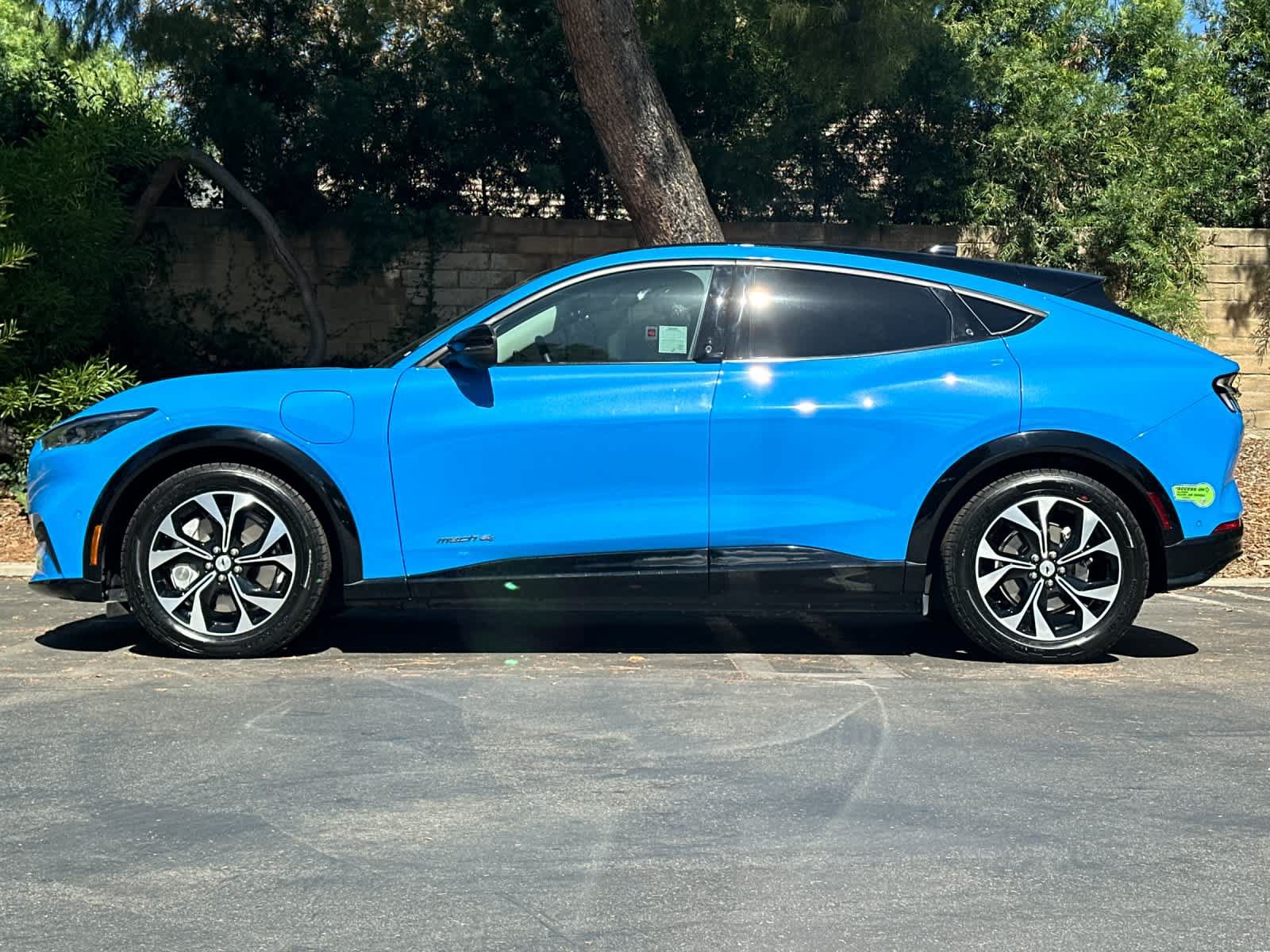 Certified 2023 Ford Mustang Mach-E Premium AWD/4WD image 5