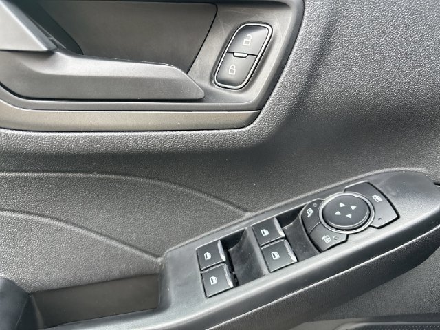 Certified 2025 Ford Escape Active FWD image 13