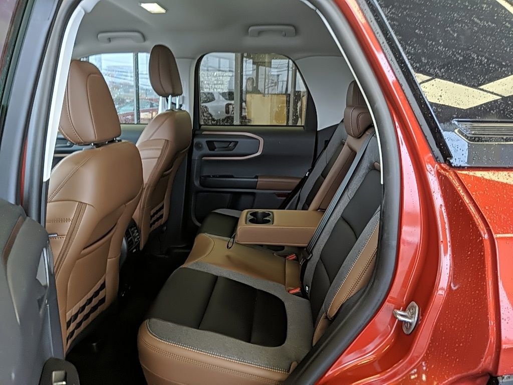 Certified 2024 Ford Bronco Sport Outer Banks w/ Tech Package image 11