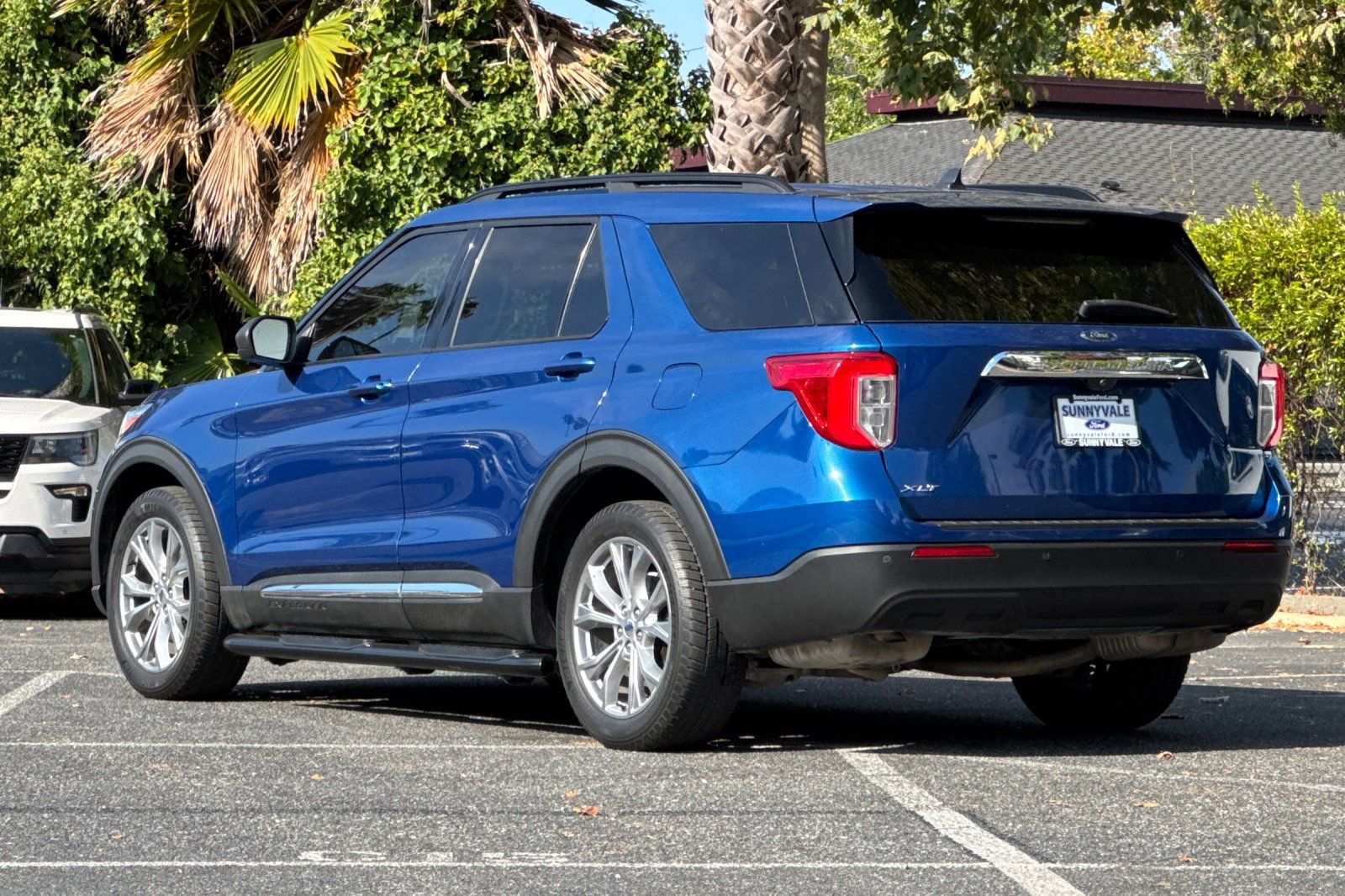 Certified 2021 Ford Explorer XLT RWD image 6