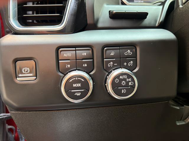 Used 2024 GMC Sierra 2500 Denali w/ Denali Reserve Package AWD/4WD image 24