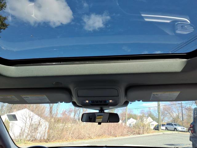 Certified 2022 Ford Explorer XLT w/ Equipment Group 202A image 14