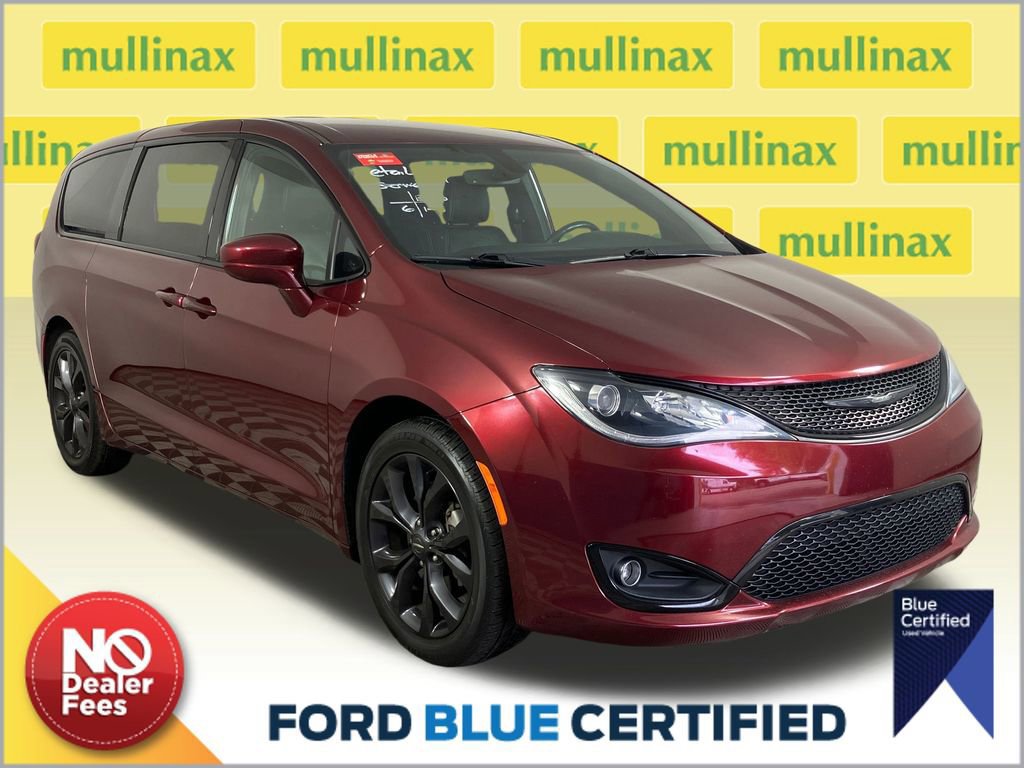 Used 2020 Chrysler Pacifica Touring w/ S Appearance Package image 7