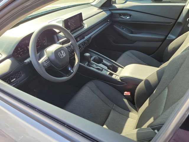 Used 2025 Honda Accord SE image 3