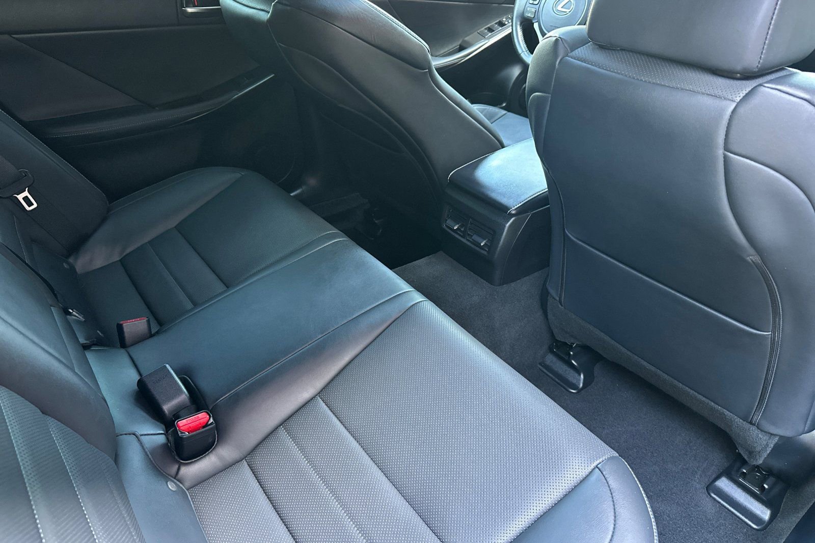 Used 2023 Lexus IS 350 F Sport w/ Navigation Package RWD image 17