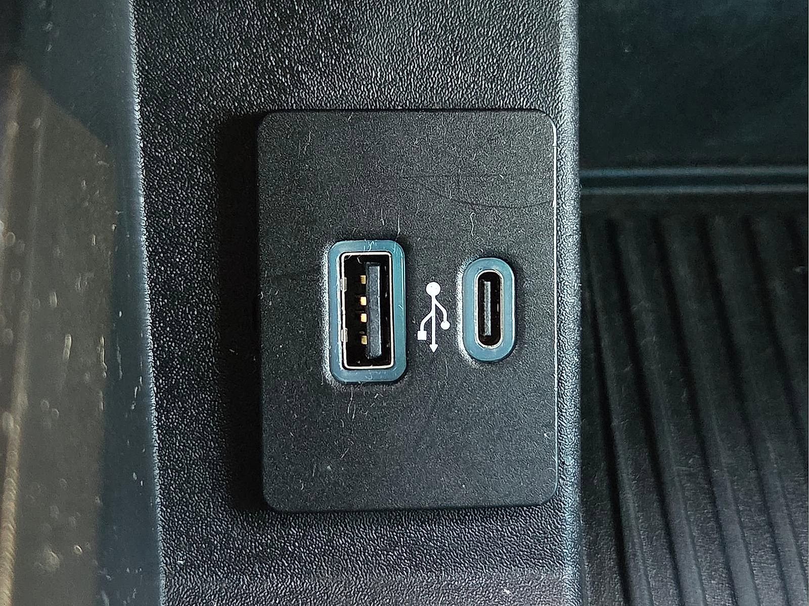 Certified 2021 Ford F250 Lariat image 18