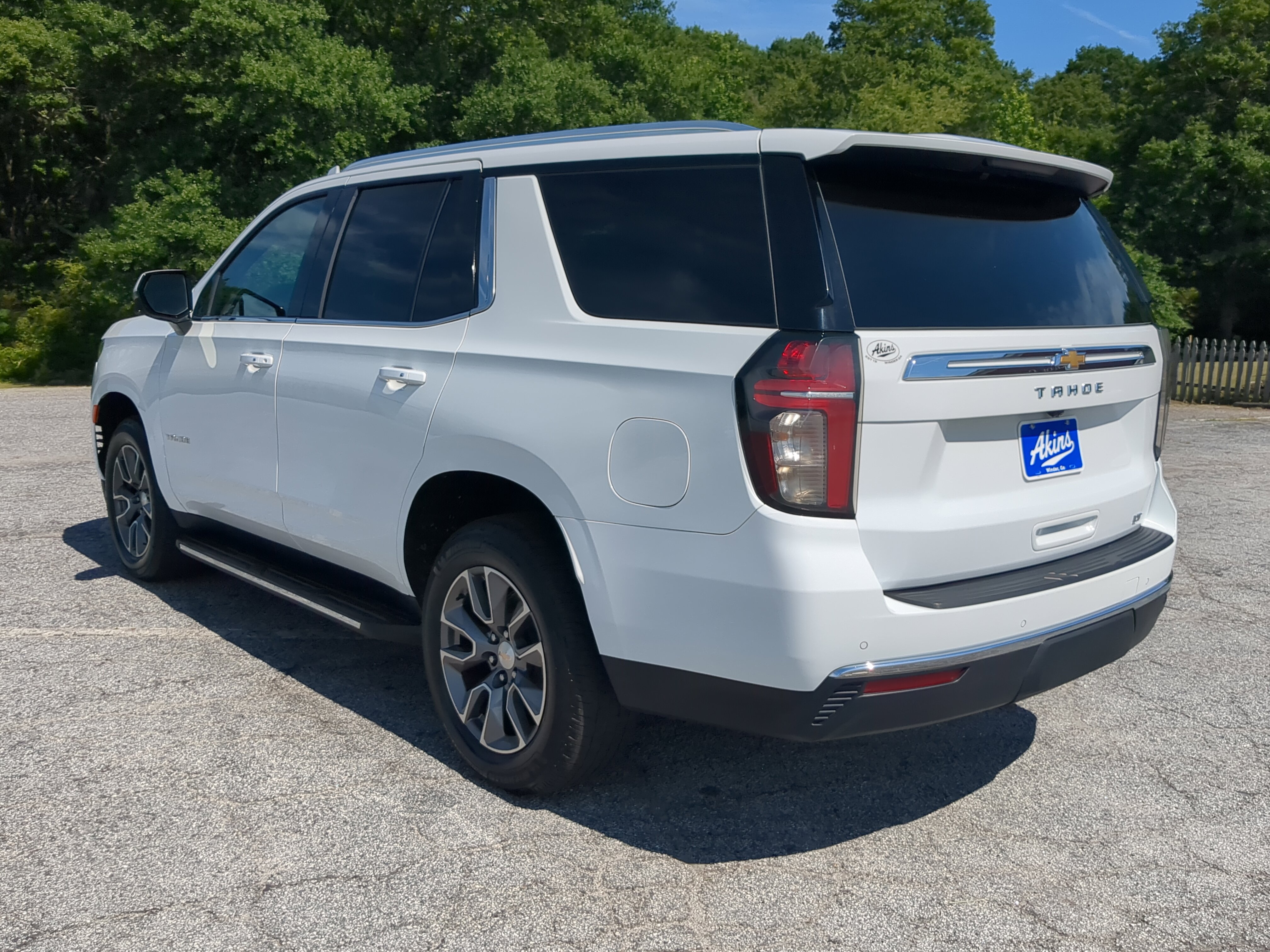 Used 2022 Chevrolet Tahoe LT w/ LT Signature Package RWD image 5