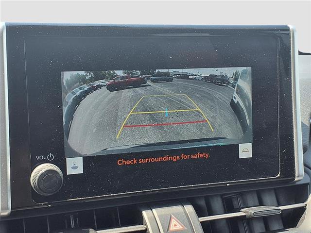 Used 2025 Toyota RAV4 XLE AWD/4WD image 7