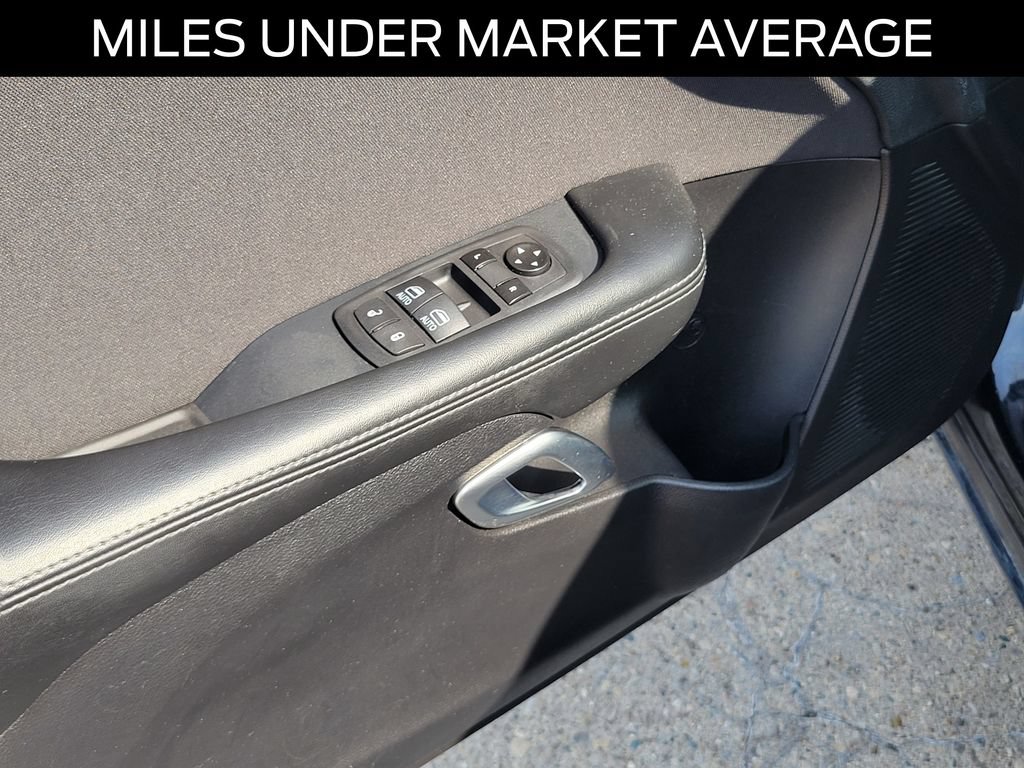 Used 2019 Dodge Challenger SXT RWD image 14