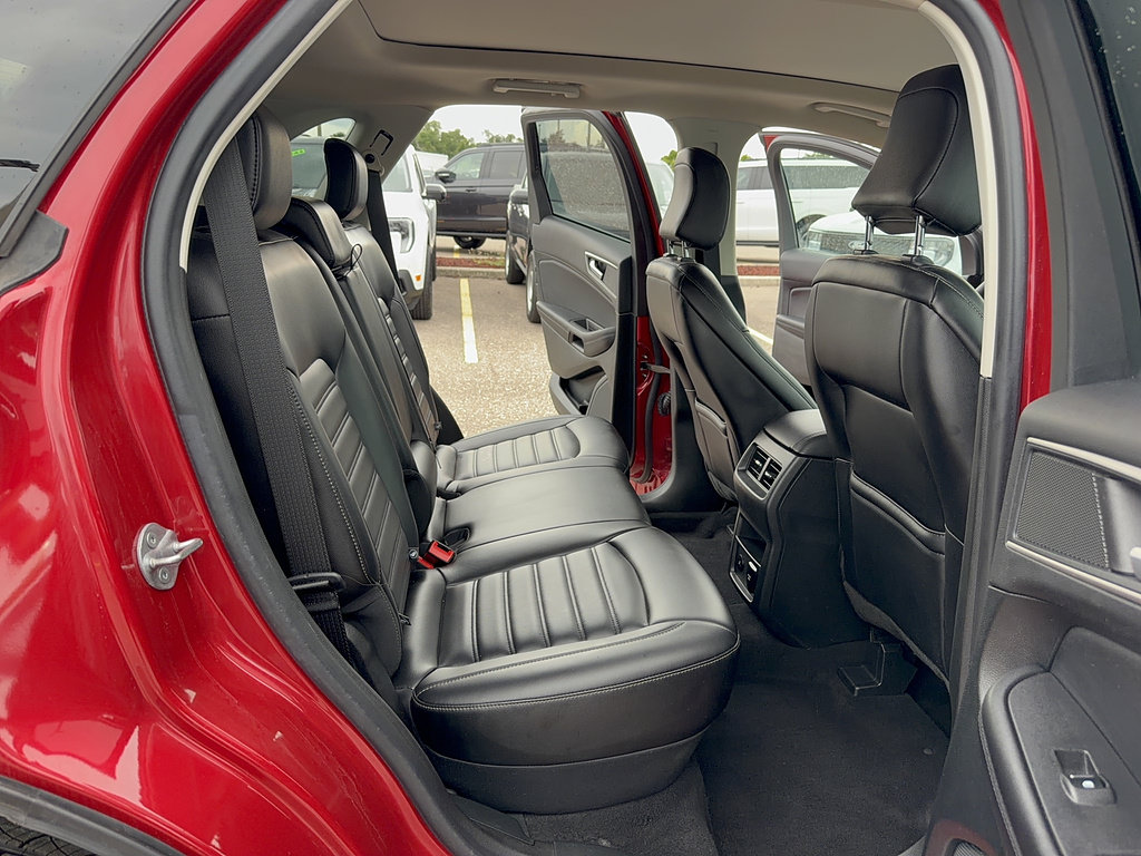 Certified 2023 Ford Edge SEL w/ Convenience Package AWD/4WD image 15