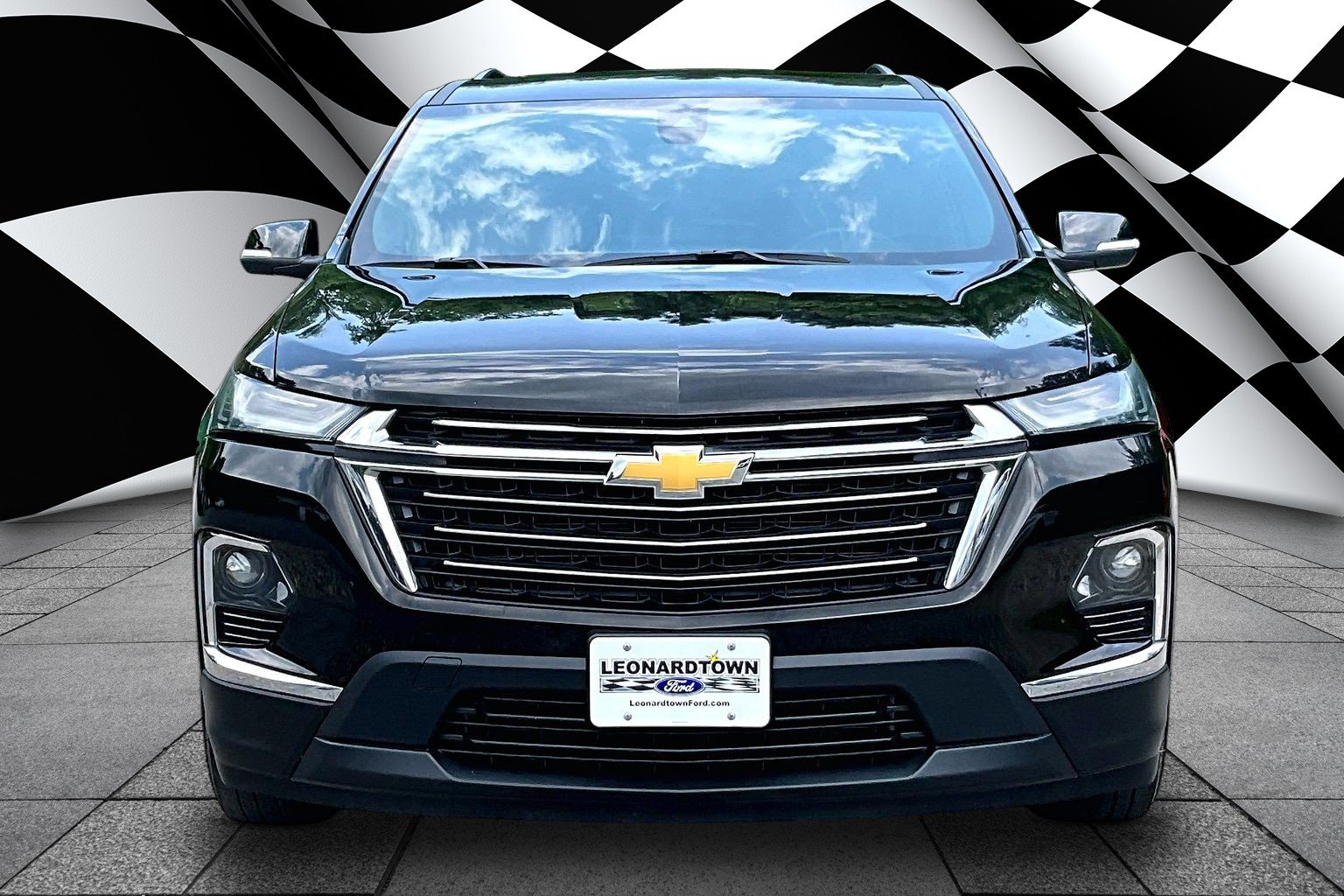 Used 2023 Chevrolet Traverse LT AWD/4WD image 3