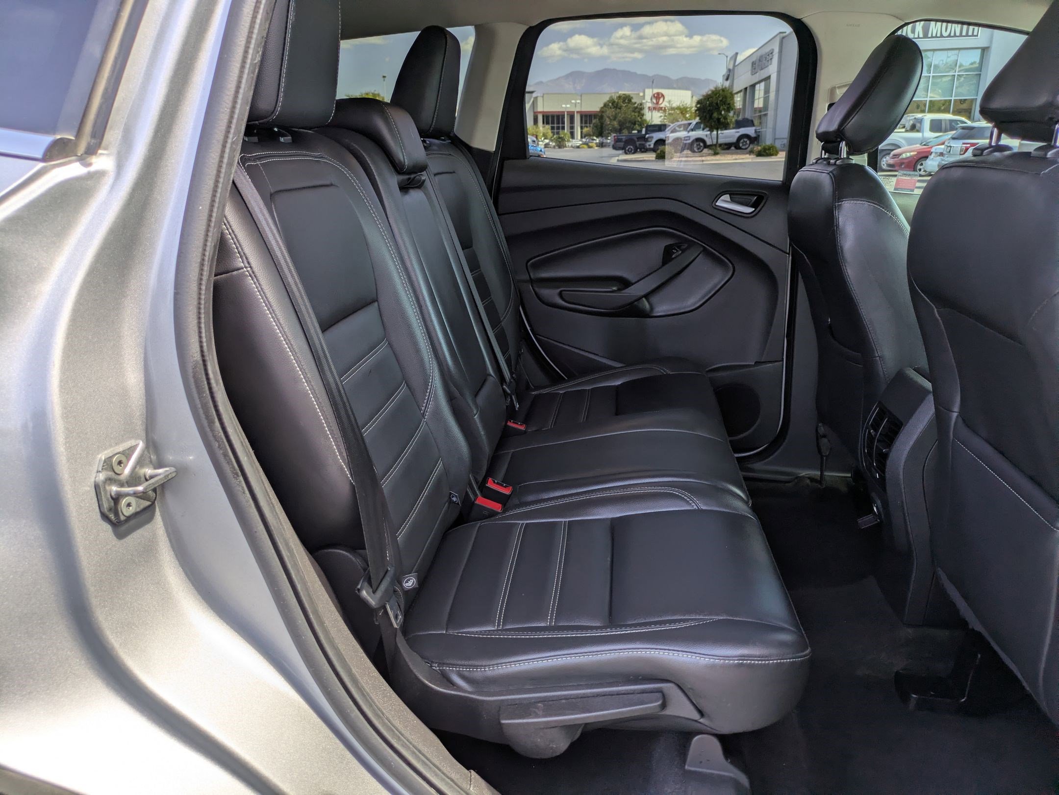 Certified 2019 Ford Escape SEL FWD image 31