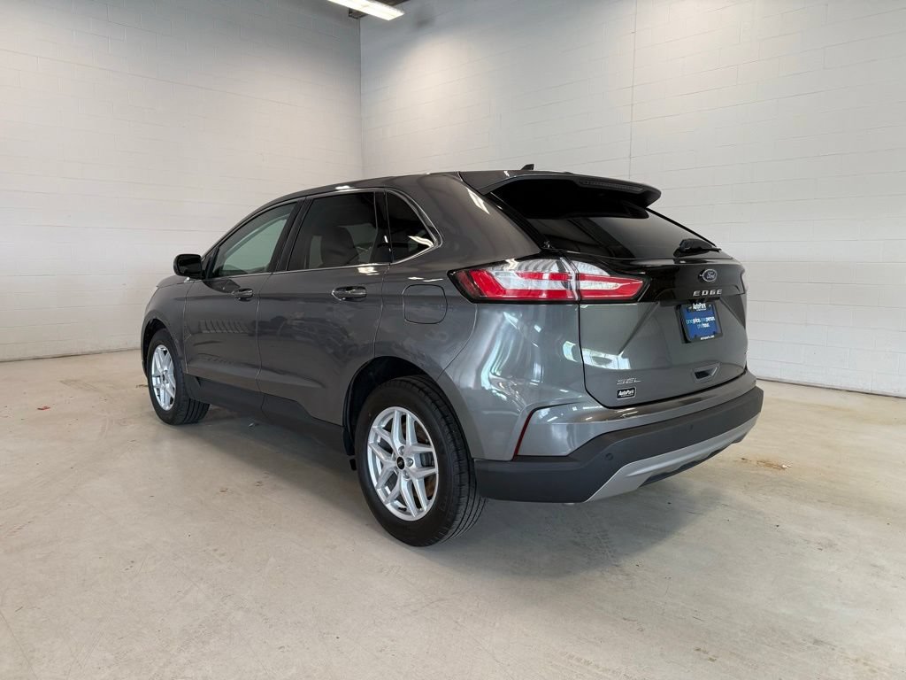 Certified 2024 Ford Edge SEL w/ Convenience Package AWD/4WD image 5