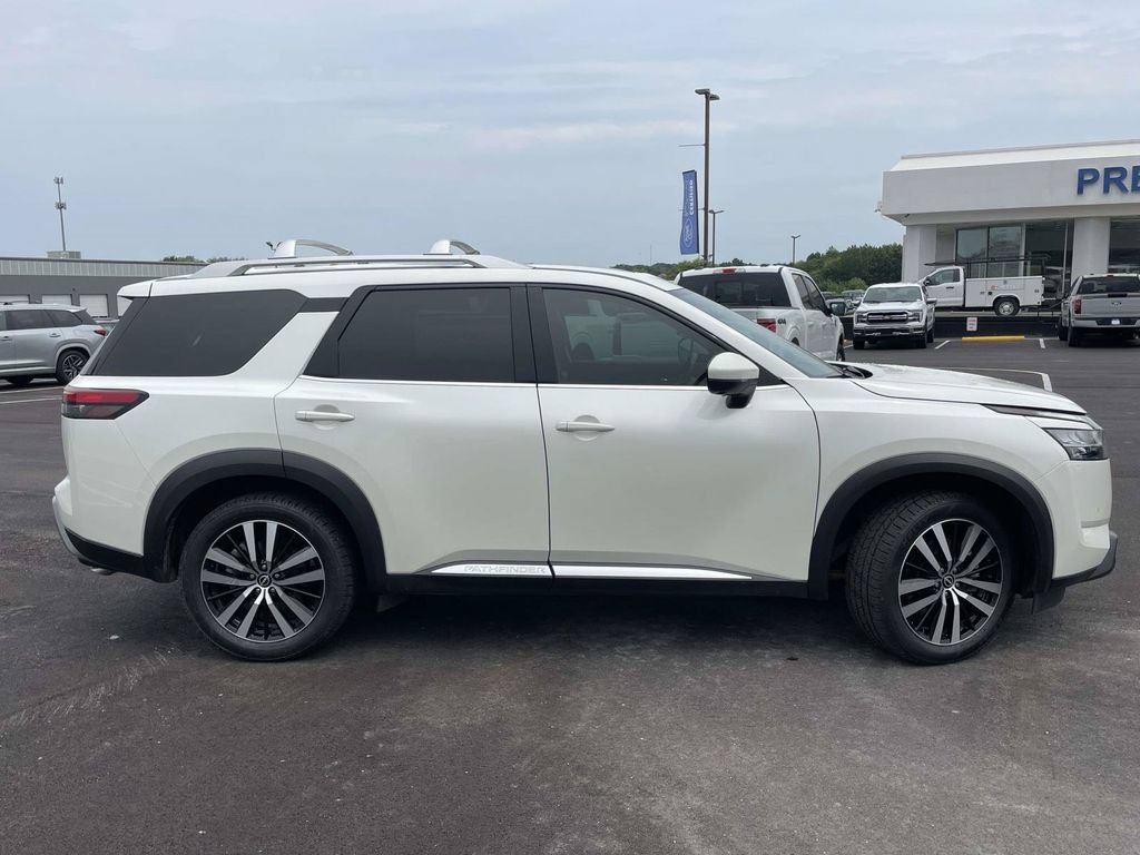 Used 2023 Nissan Pathfinder Platinum w/ Cargo Package FWD image 2