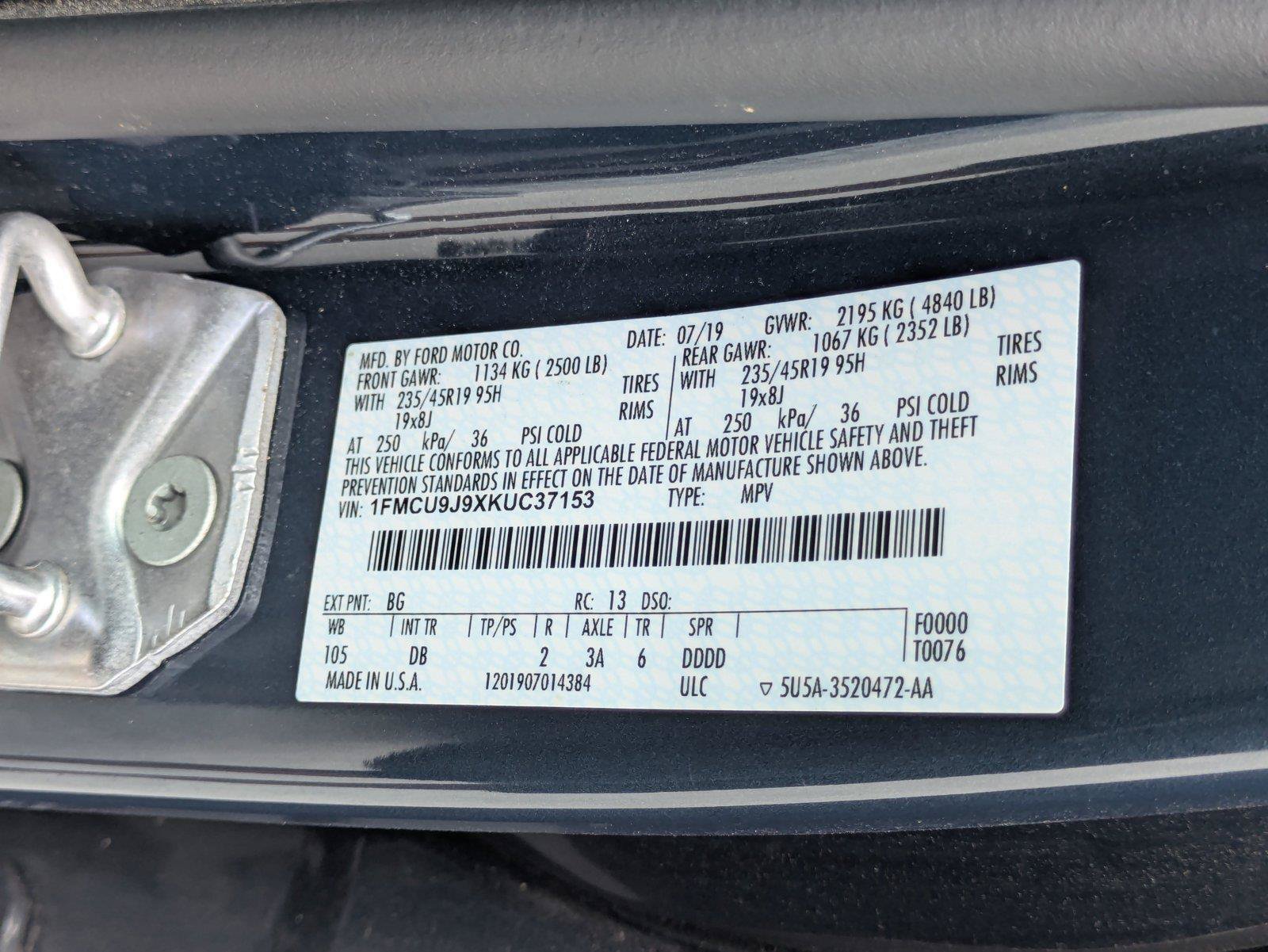 Certified 2019 Ford Escape Titanium AWD/4WD image 22