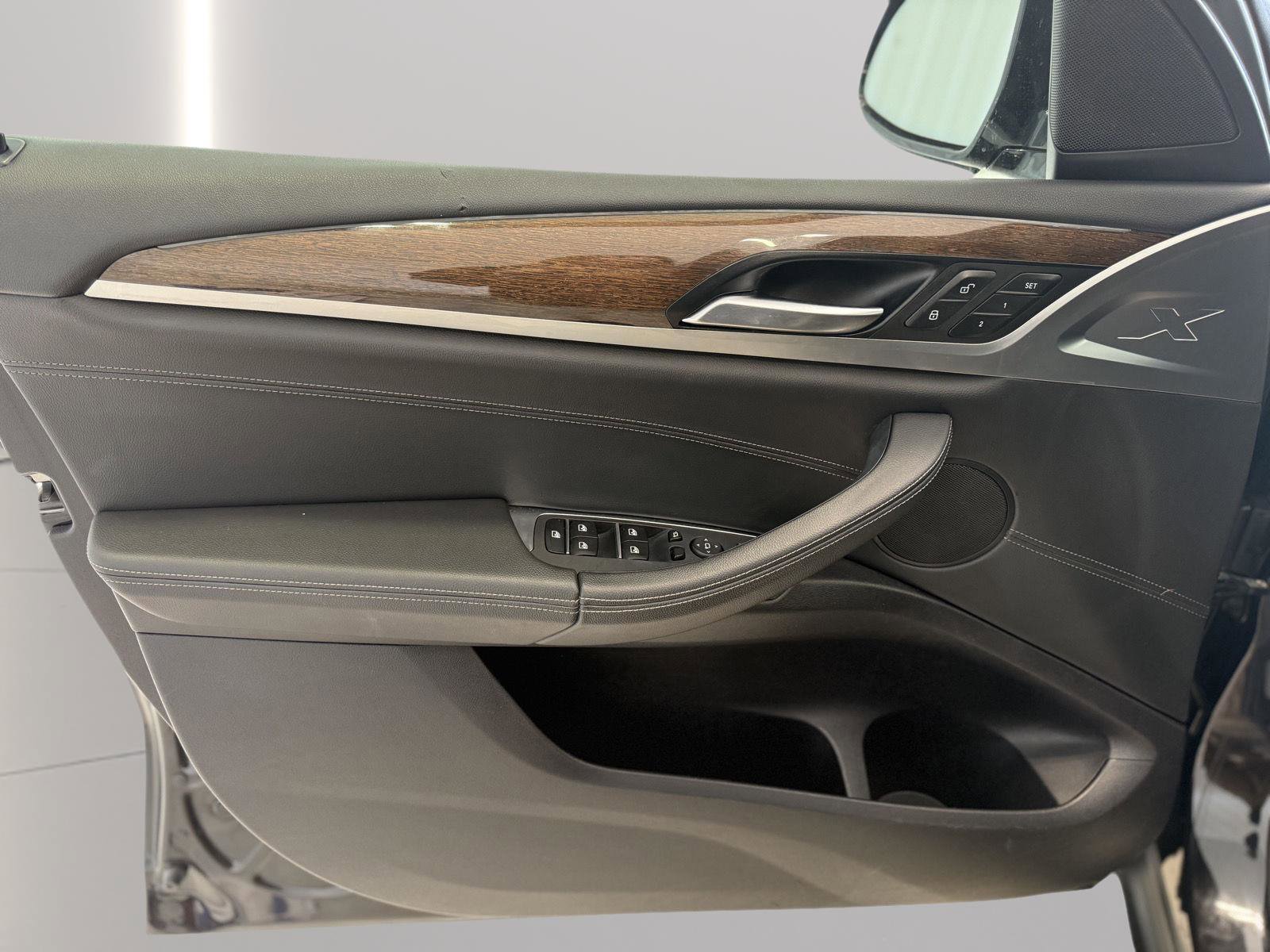 Used 2019 BMW X3 sDrive30i w/ Driving Assistance Package image 18