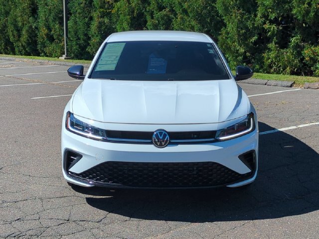 Used 2025 Volkswagen Jetta Sport FWD image 8