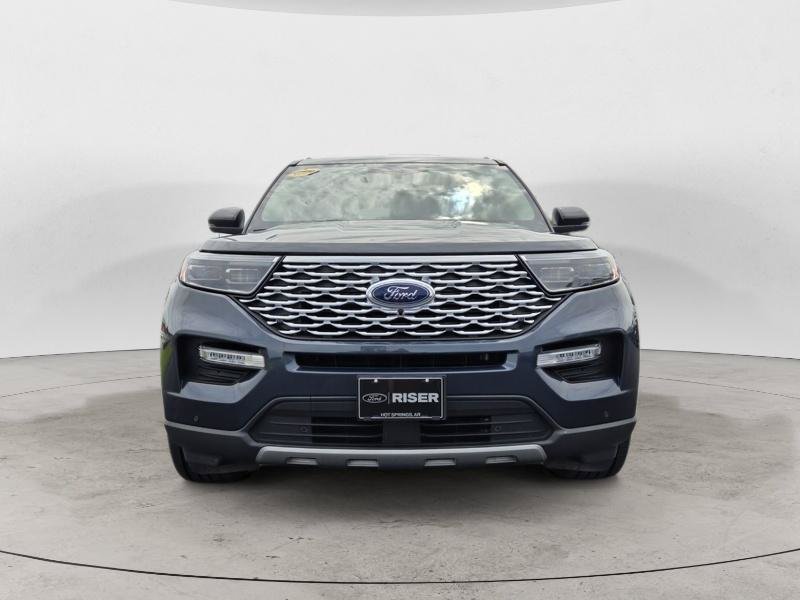 Certified 2022 Ford Explorer Platinum w/ Equipment Group 601A AWD/4WD image 2