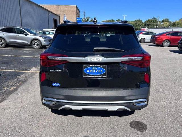 Used 2022 Kia Seltos SX w/ Sunroof Package image 4