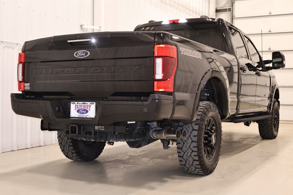 Certified 2022 Ford F350 Lariat w/ Tremor Off-Road Package image 7