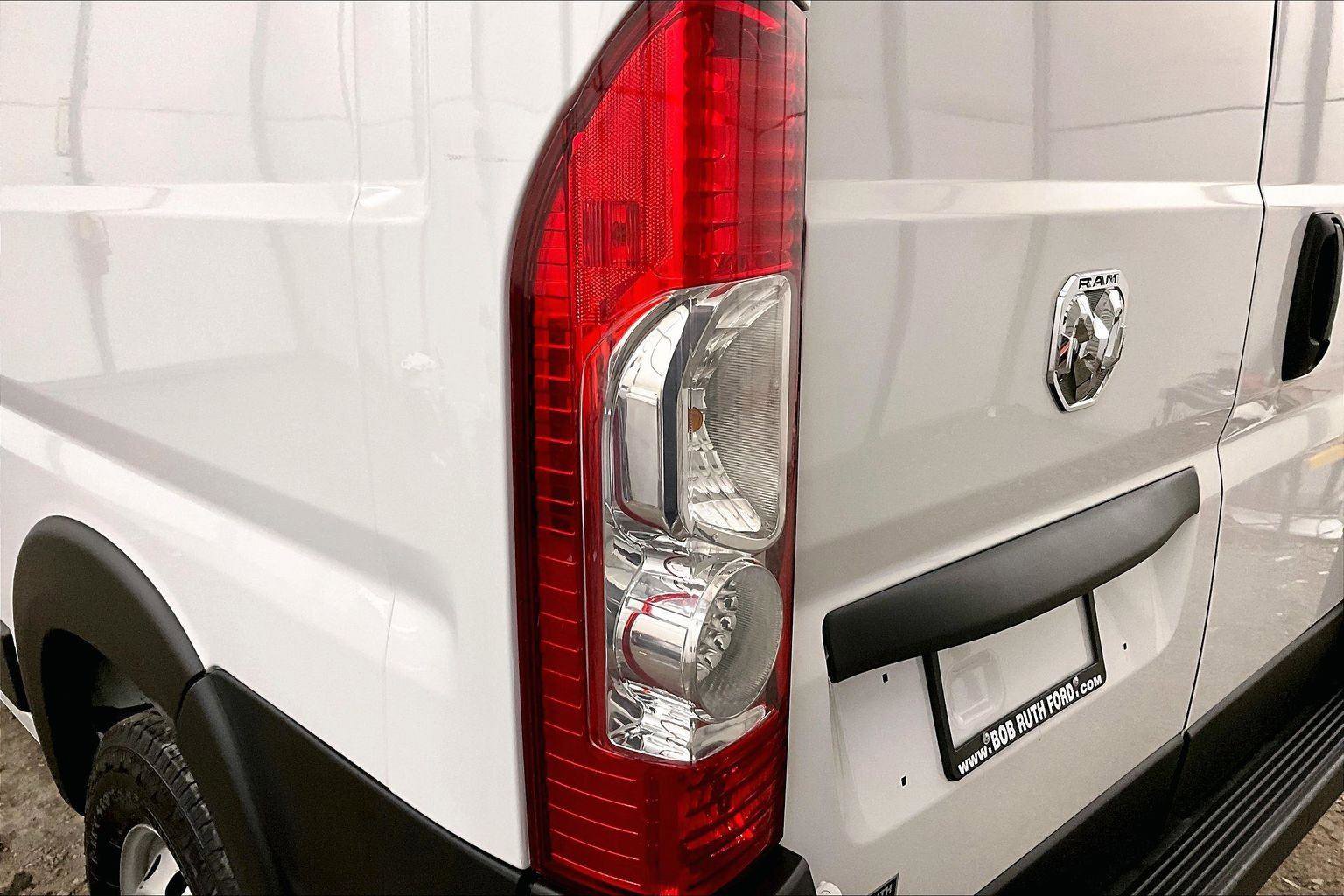 Used 2023 RAM ProMaster 2500 w/ Convenience Group image 26