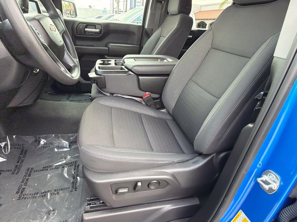 Used 2025 Chevrolet Silverado 1500 Custom RWD image 24