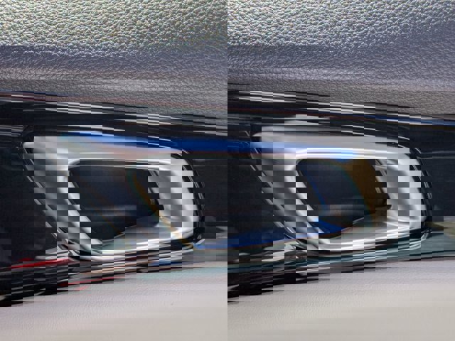 Used 2023 Kia Carnival SX image 35