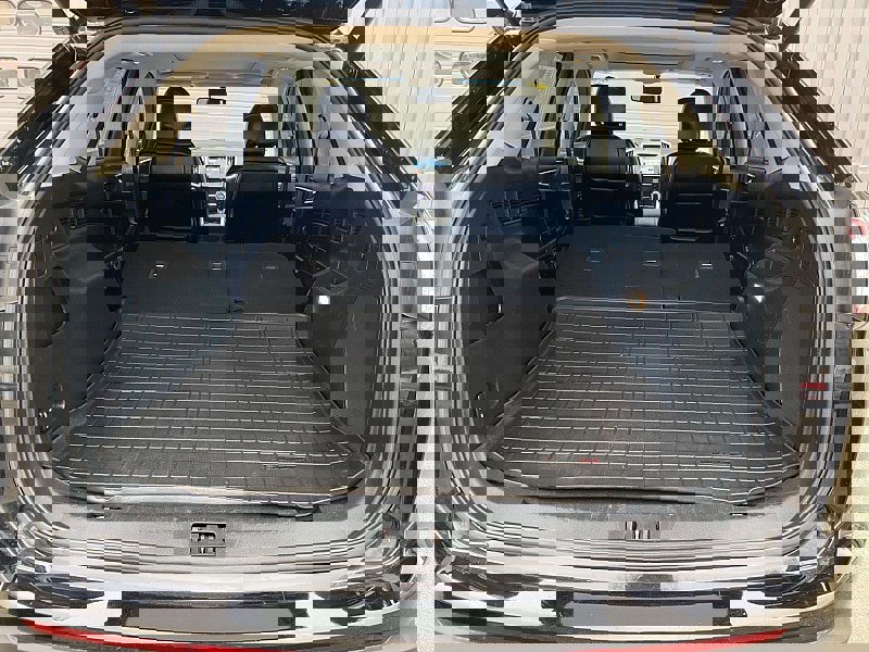 Certified 2018 Ford Edge Titanium w/ Technology Package image 43