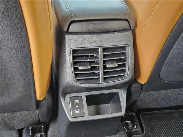 Used 2025 Kia Seltos EX w/ EX Sunroof Package image 19