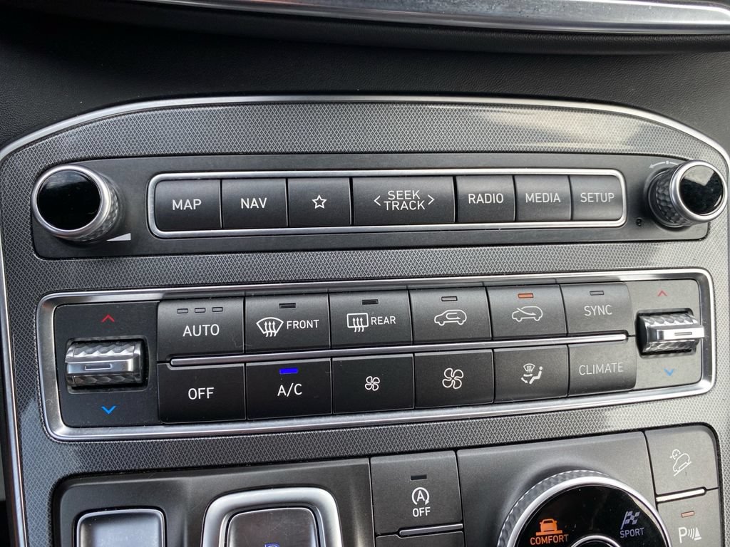 Used 2021 Hyundai Santa Fe Calligraphy AWD/4WD image 28