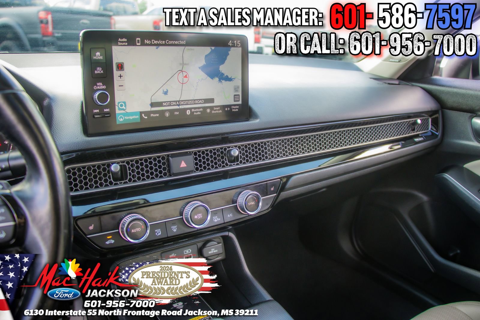 Used 2023 Honda Civic Touring image 17