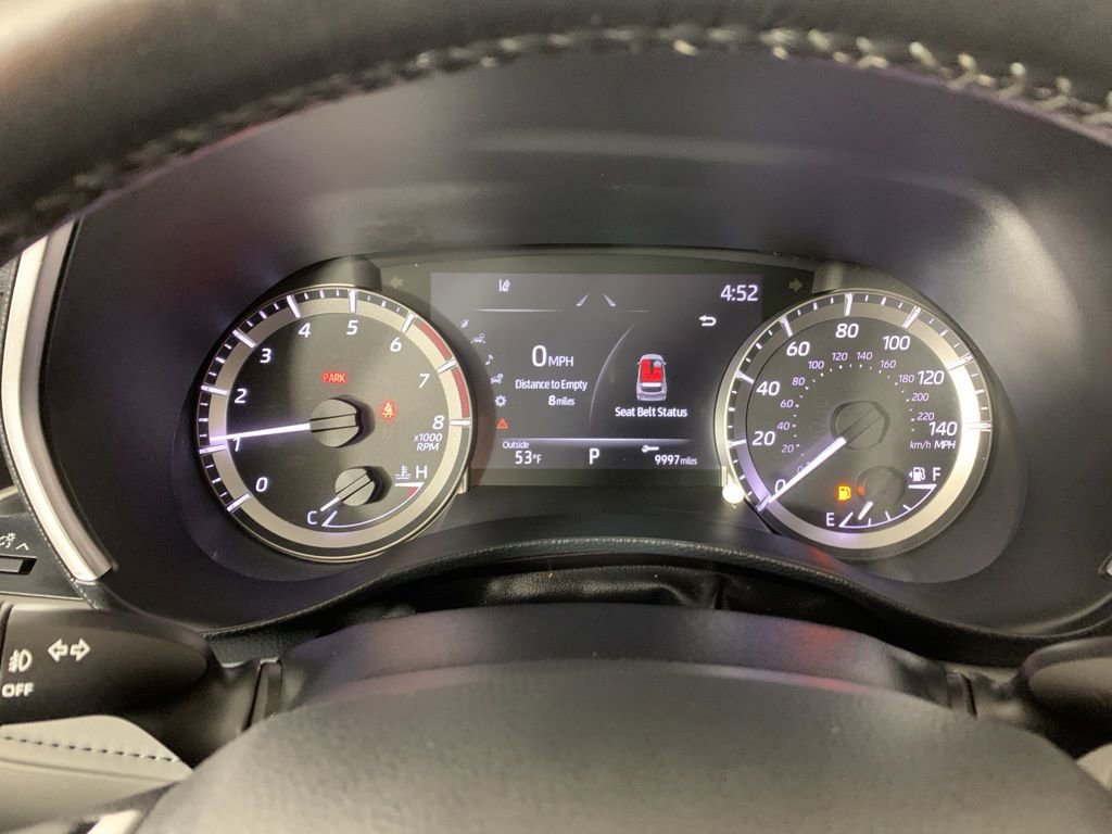 Used 2023 Toyota Highlander XLE AWD/4WD image 20
