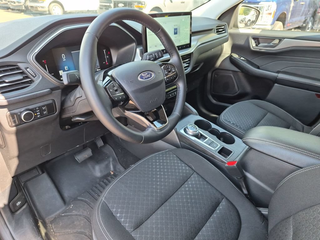 Certified 2026 Ford Escape Active w/ Tech Pack #1 AWD/4WD image 18