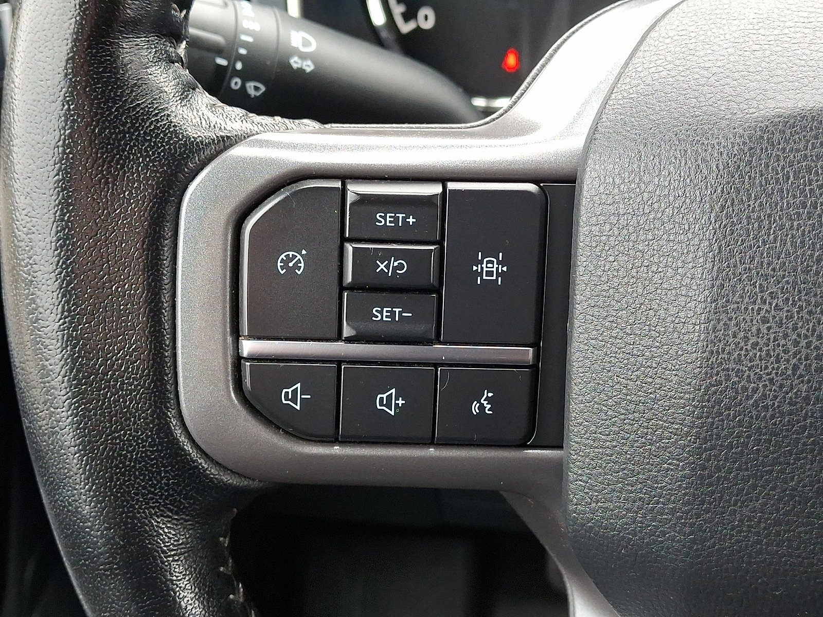 Certified 2021 Ford F150 XLT w/ Equipment Group 302A High image 29