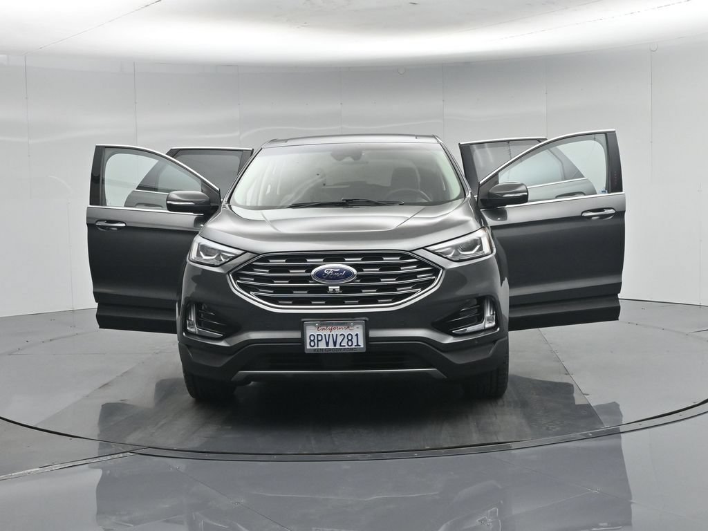 Certified 2020 Ford Edge Titanium w/ Equipment Group 301A AWD/4WD image 34