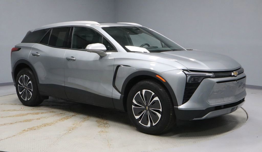Used 2024 Chevrolet Blazer EV LT image 7