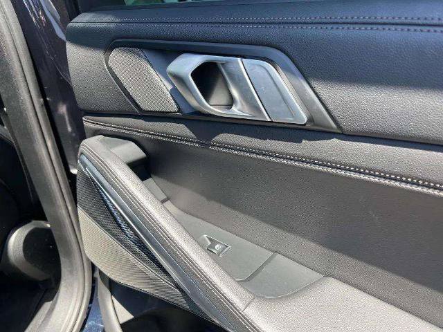 Used 2020 BMW X6 M50i AWD/4WD image 12