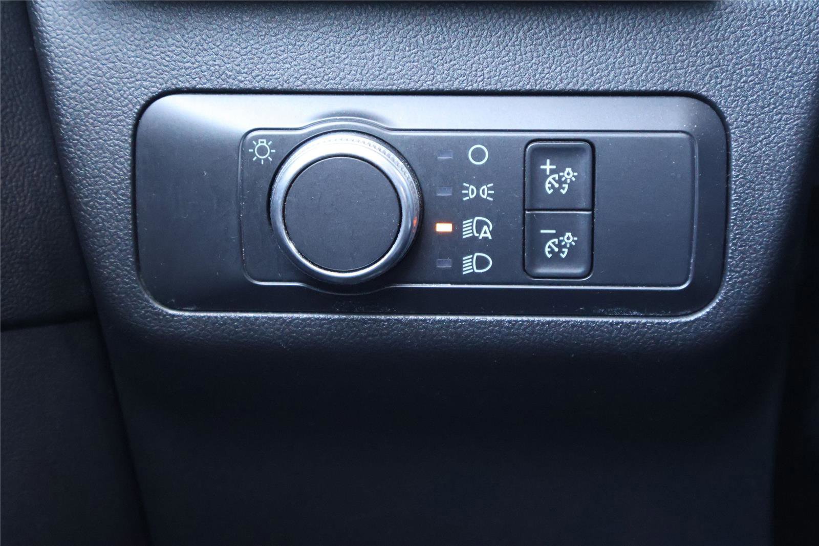 Certified 2020 Ford Escape S image 18