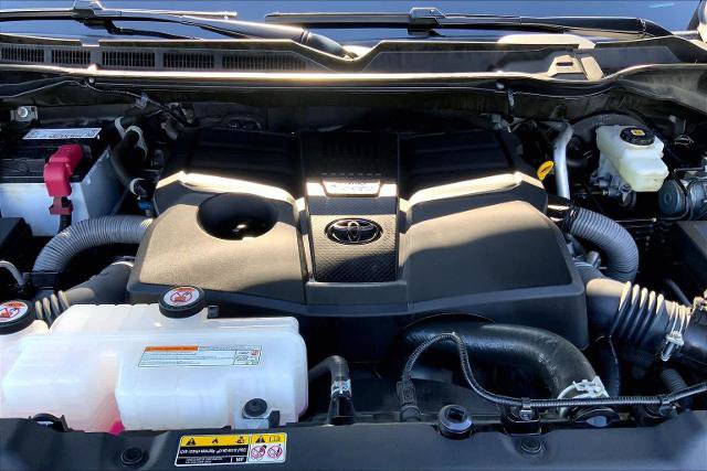 Used 2024 Toyota Tundra SR5 w/ TRD Off-Road Package AWD/4WD image 31
