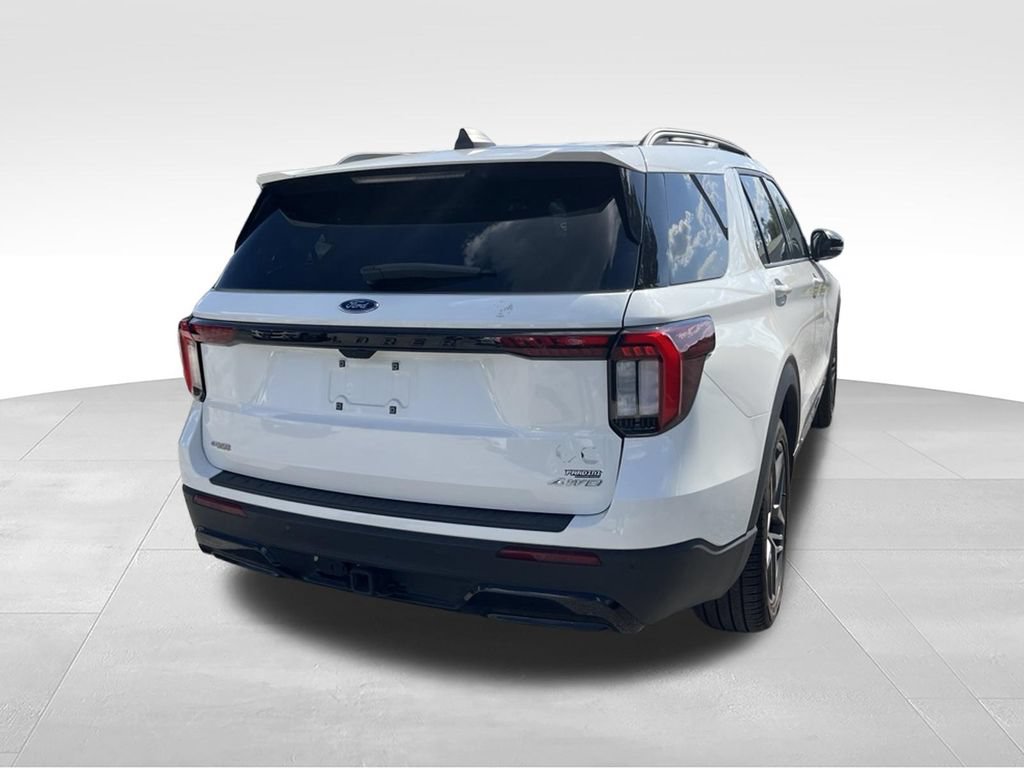 Certified 2025 Ford Explorer ST-Line w/ ST-Line Street Pack AWD/4WD image 6